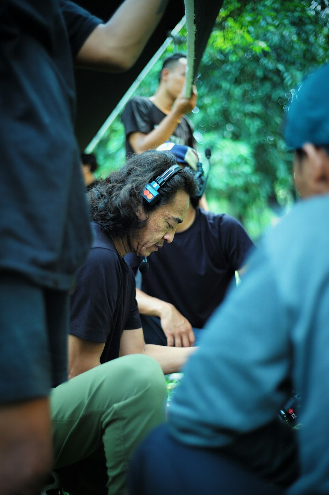 leader listening to team member